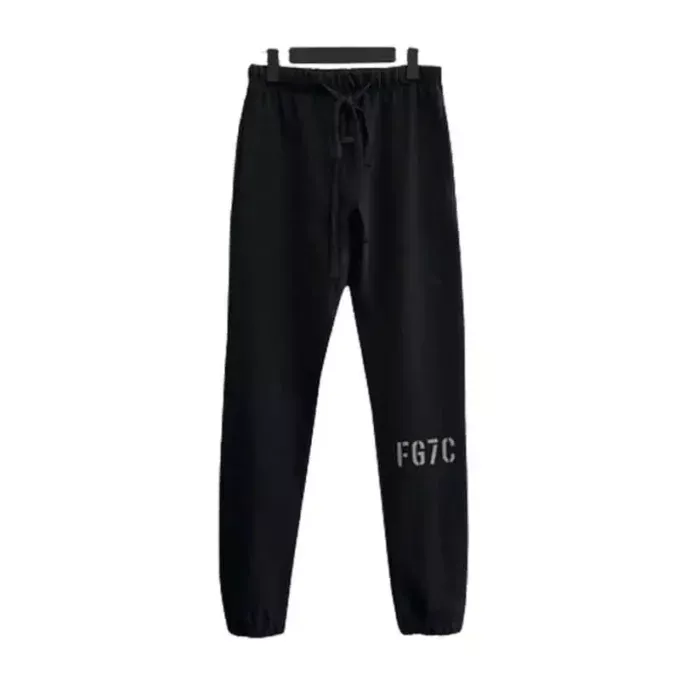 black essentials sweatpant